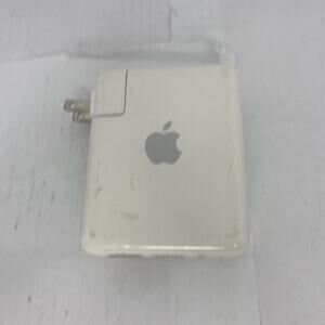 Apple AirPort Express Base Station A1084 Wireless Router